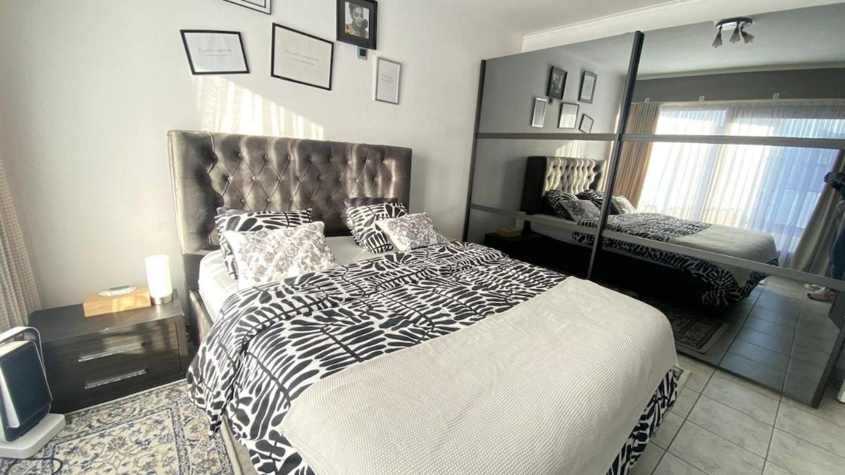 Strelitzyahouse Apartment Brussels Ngoại thất bức ảnh